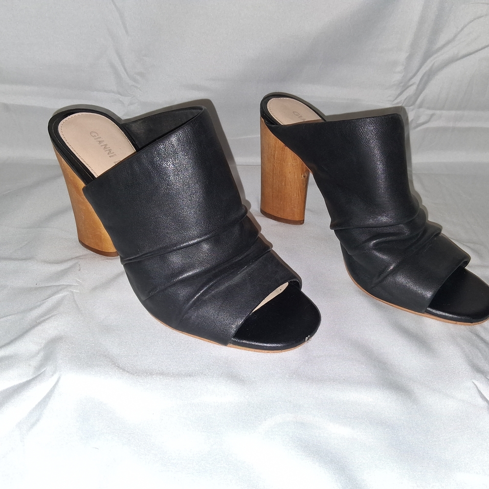 Gianni Bini Elegant Black Mules